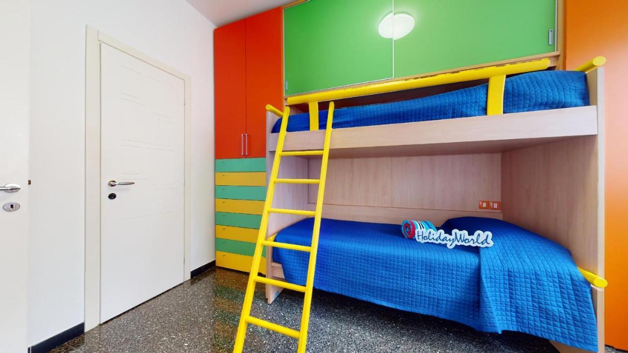House Azzurra By Holiday World Genoa Bagian luar foto