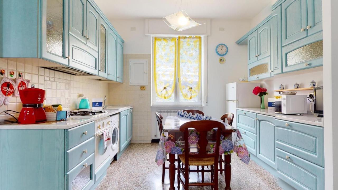 House Azzurra By Holiday World Genoa Bagian luar foto